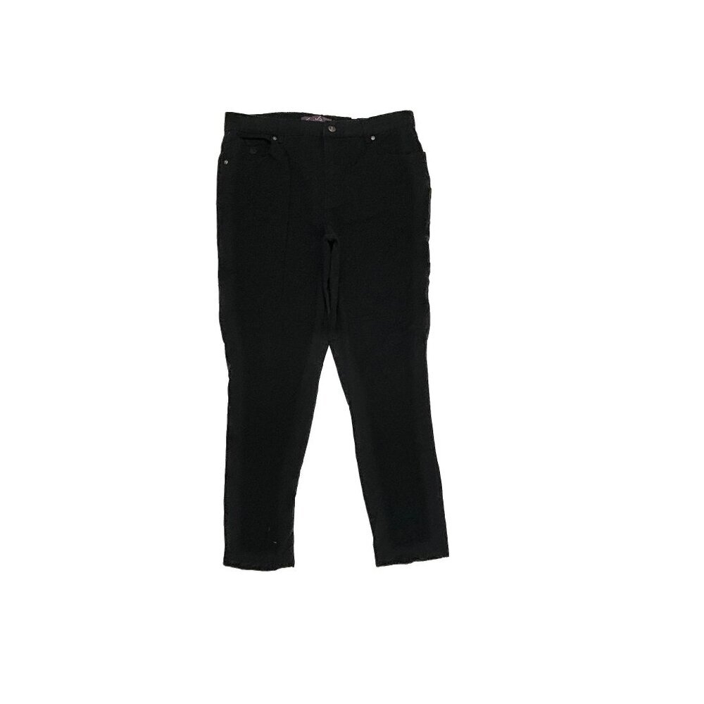 Gloria Vanderbiltโ Amanda Straight Leg Women's size 14P Black Denim jeans